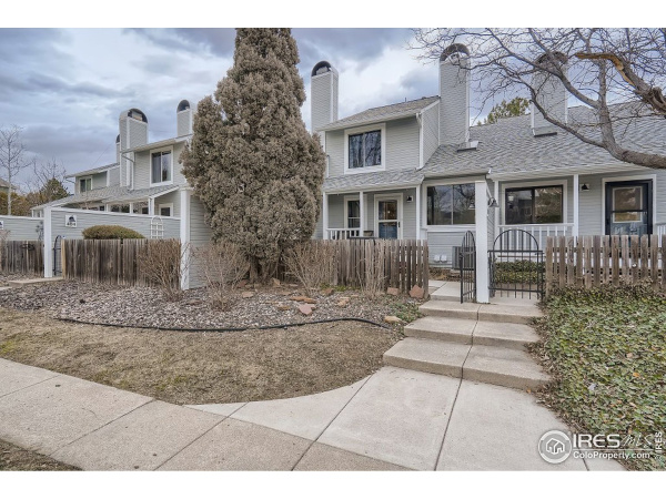 402 Owl Dr, Louisville, Colorado 80027, 3 Bedrooms Bedrooms, ,3 BathroomsBathrooms,Residential,For Sale,Owl,9999804